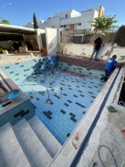 PISCINAS 1: TRABAJOS DE ARPECONST - 